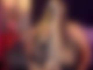 Live cam show with NicoleKind - Granny Dildo on Camsoda