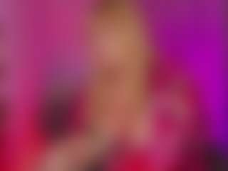 Live cam show with NicoleKind - Middle Aged on Dare Cams
