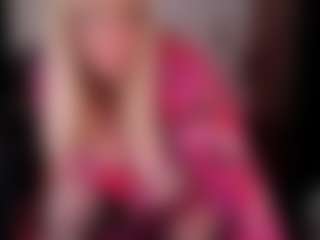 Live cam show with NicoleKind - Middle Aged on Soda Cam