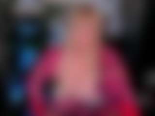 Live cam show with NicoleKind - Blonde Hair Middle Aged on Soda Cam