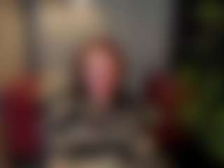 Live cam show with NikaGentle - Mature on CamClone