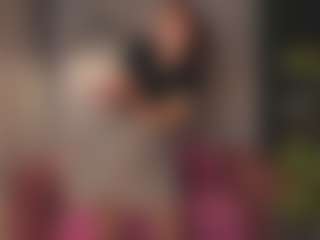 Live cam show with NikaGentle - Thong on sexylive.show