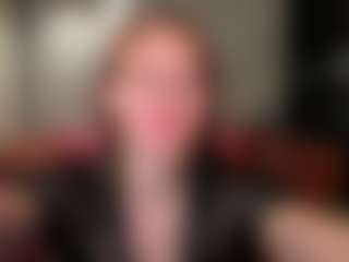 Live cam show with NikaGentle - Middle Aged on TeamSkeetLive