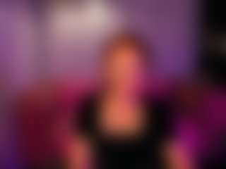 Live cam show with NikaGentle - Interactivetoy Mature on Camming Site