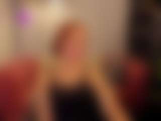 Live cam show with NikaGentle - Striptease MILF on Camsoda