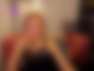 Live cam show with NikaGentle - White Mature on Adult Interactions