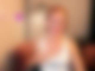 Live cam show with NikaGentle - Middle Aged on LiveSexCams6