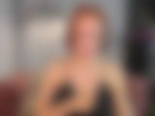 Live cam show with NikaGentle - White Mature on StripNow