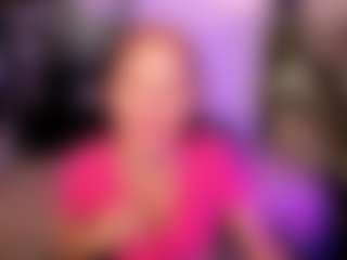 Live cam show with NikaGentle - Amateur Mature on Camsoda