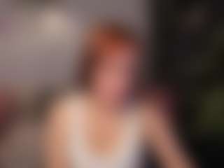 Live cam show with NikaGentle - Middle Aged on CamClone