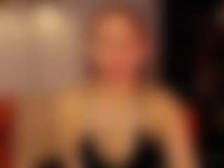 NikaGentle's Live Sex Cam Show