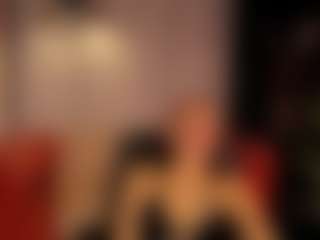 Live cam show with NikaGentle - Squirt Mature on TottyGirls