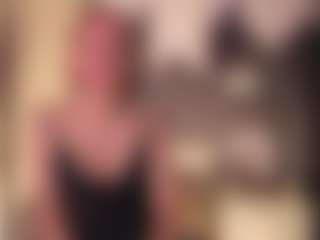 Live cam show with NikaGentle - Amateur Mature on Camsoda