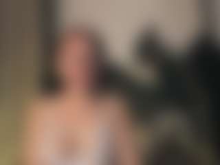 Live cam show with NikaGentle - Shaved Pussy Mature on SpankPalCams