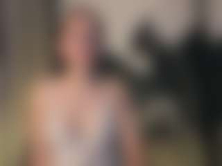 NikaGentle's Live Sex Cam Show