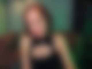 Live cam show with NikaGentle - Bedroom on studioflirtlive.com