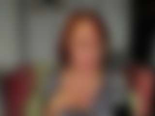 Live cam show with NikaGentle - Skinny MILF on 1on1-livenow