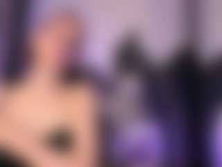 NikaGentle's Live Sex Cam Show