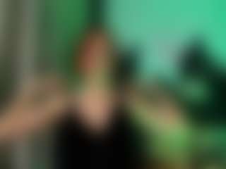 NikaGentle MILF webcam performer live streaming