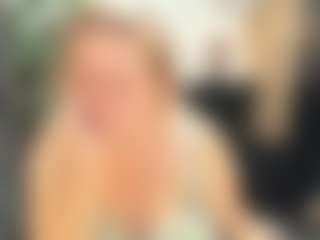 Live cam show with ScarlettSoft - Granny BBW on Mixed Magazine Live