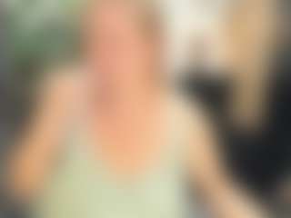 Live cam show with ScarlettSoft - Granny Lovense on Mixed Magazine Live