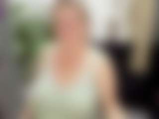 Live cam show with ScarlettSoft - Granny BBW on Chatstar