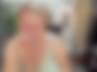 Live cam show with ScarlettSoft - Tittyfuck on Camsoda