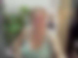 Live cam show with ScarlettSoft - Granny Blonde Hair on Hubzter Live