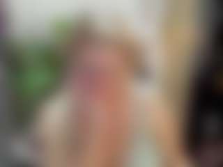 Live cam show with ScarlettSoft - Granny on Camsoda