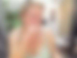 Live cam show with ScarlettSoft - Granny Blonde Hair on liverealitysex.com