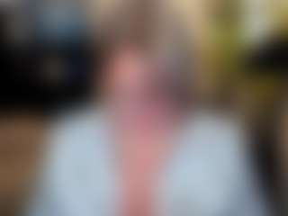 Live cam show with Shannonshine - Granny on Mixed Magazine Live