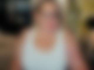 Live cam show with Shannonshine - Mature on parknlotfishbdy