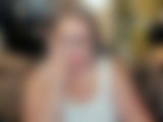 Live cam show with Shannonshine - Striptease Granny on fuklive.com