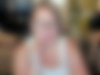 Live cam show with Shannonshine - Oil on 1on1-livenow