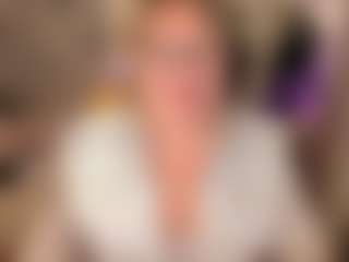 Live cam show with Shannonshine - Granny Blonde Hair on Sweet Sext