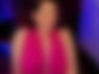 Live cam show with Cee - Role Play on googirlz