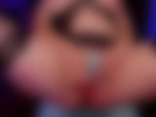 Live cam show with Cee - Role Play on Camsoda