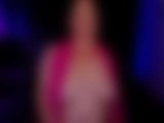 Live cam show with Cee - Role Play on Instabang