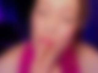 Live cam show with Cee - Role Play on googirlz