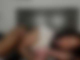 Live cam show with Nicole XOXO - Handjob on Big Tits