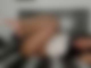 Live cam show with Nicole XOXO - Shaved Pussy on xxxlivecams.org