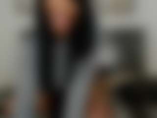 Live cam show with Nicole XOXO - Tattoos Brown Hair on SxyPornLive