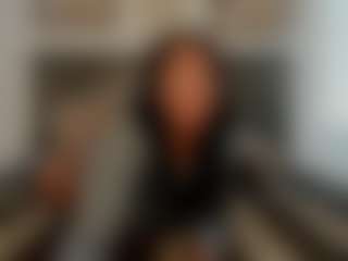Live cam show with Nicole XOXO - Brown Eyes Black on Fling VIP Chat
