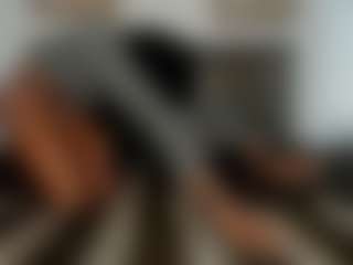 Live cam show with Nicole XOXO - Brown Hair on Strip Flash - Live Sex Shows