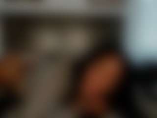 Live cam show with Nicole XOXO - Moaning on Livezox