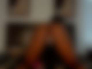 Live cam show with Nicole XOXO - Ebony Toys on eurowanks.com