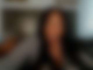 Live cam show with Nicole XOXO - Brown Eyes on Camsoda