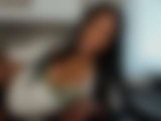 Live cam show with Nicole XOXO - Sexwebcam Brown Hair on livesuperchat.net