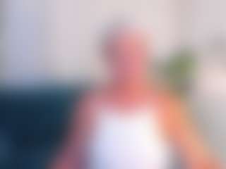 Live cam show with KathySunn - Granny Big Tits on Soda Cam