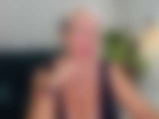 Live cam show with KathySunn - Striptease Granny on Camsoda
